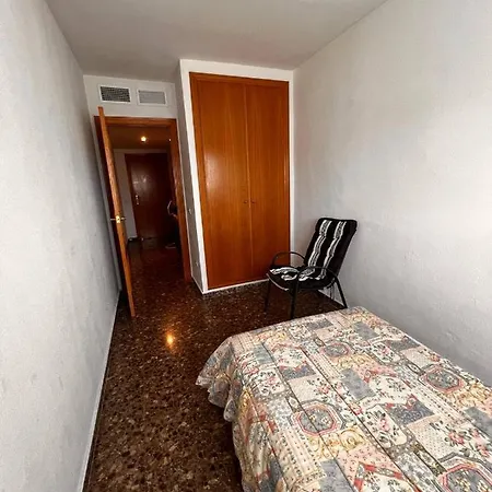 Piso Completo Cerca De La Estacion Del Ave Apartamento